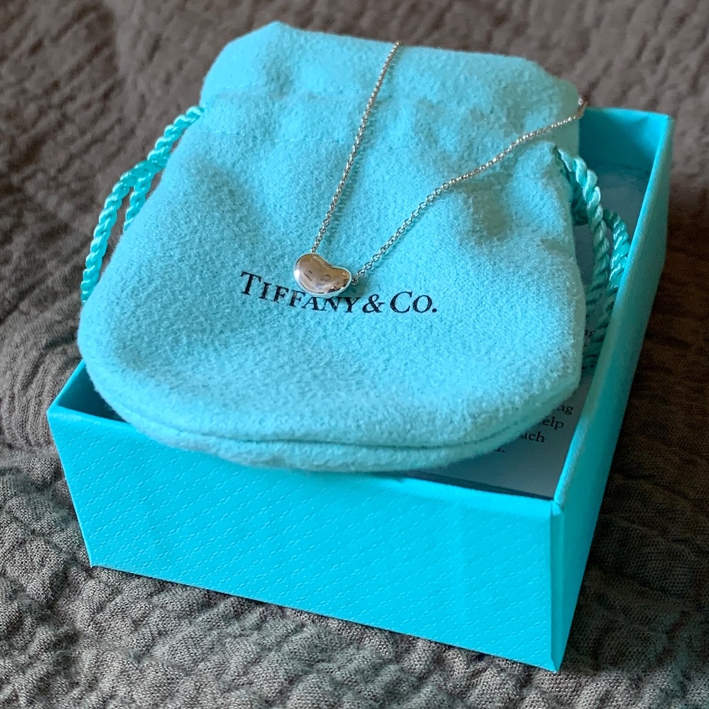 Elsa Paretti Bean Design Pendant (Tiffany & Co.)